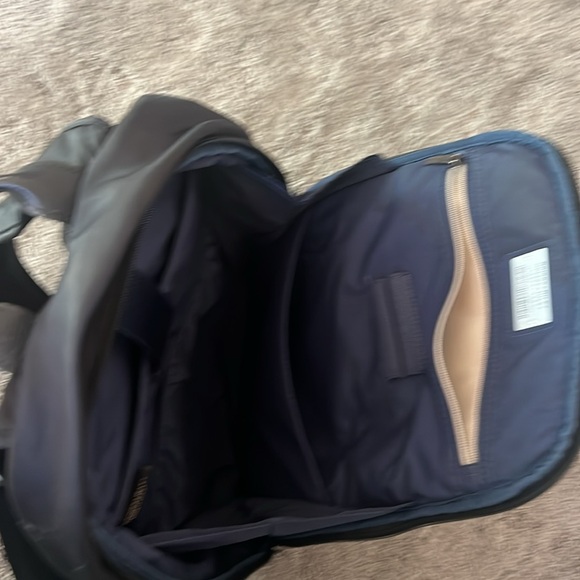 Briggs & Riley Nylon BackPack - Picture 6 of 13